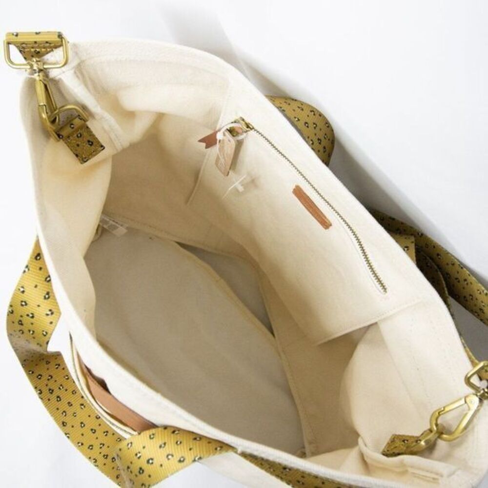 Madewell Canvas Camden Tote Bag in Mini Leopard - Picture 16 of 16
